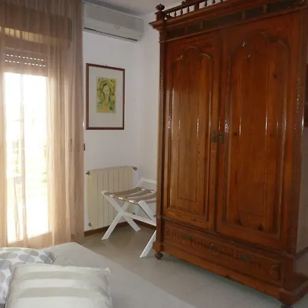Bed & Breakfast Al 258 Santa Teresa Di Riva